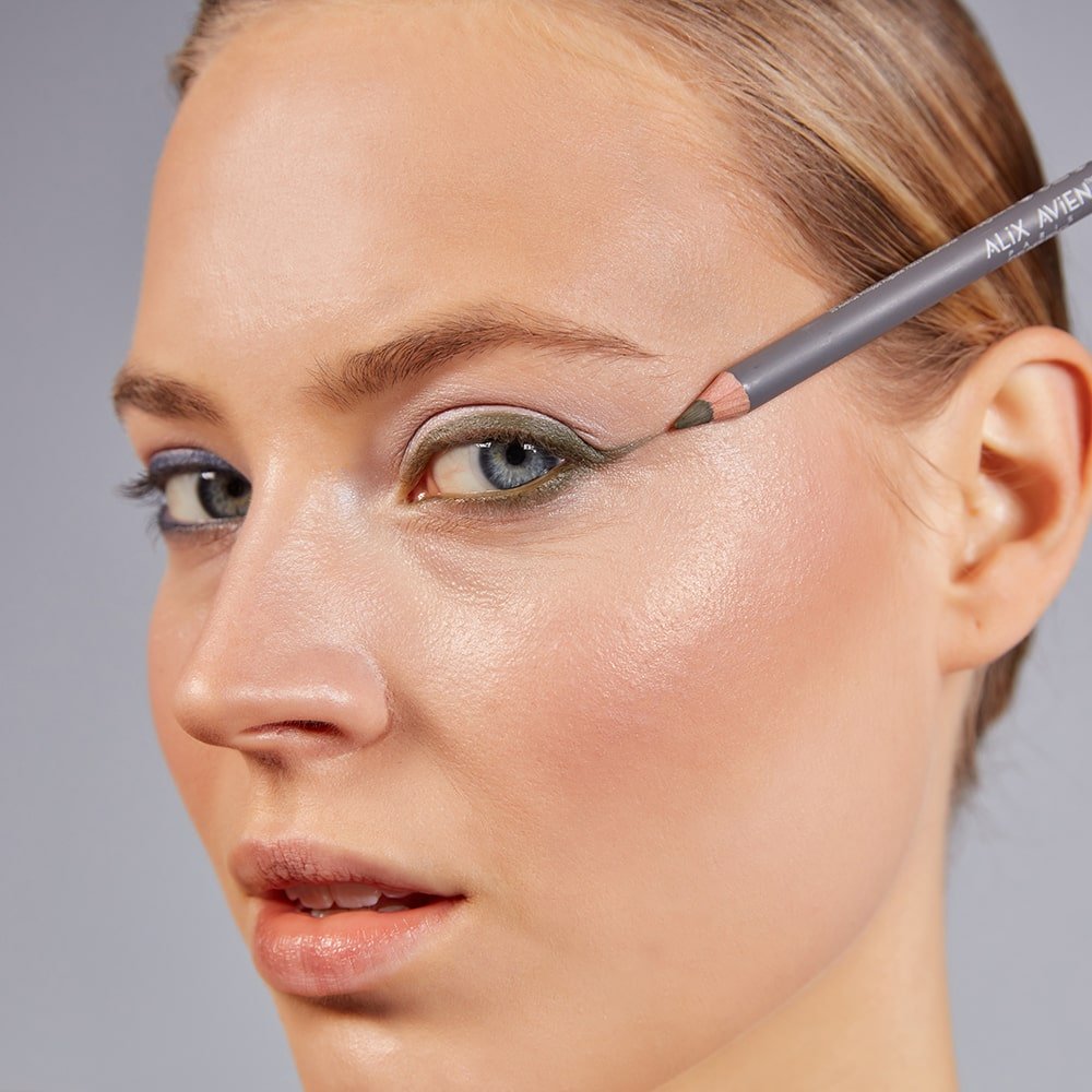 EYELINER PENCIL BROWN - Image 3