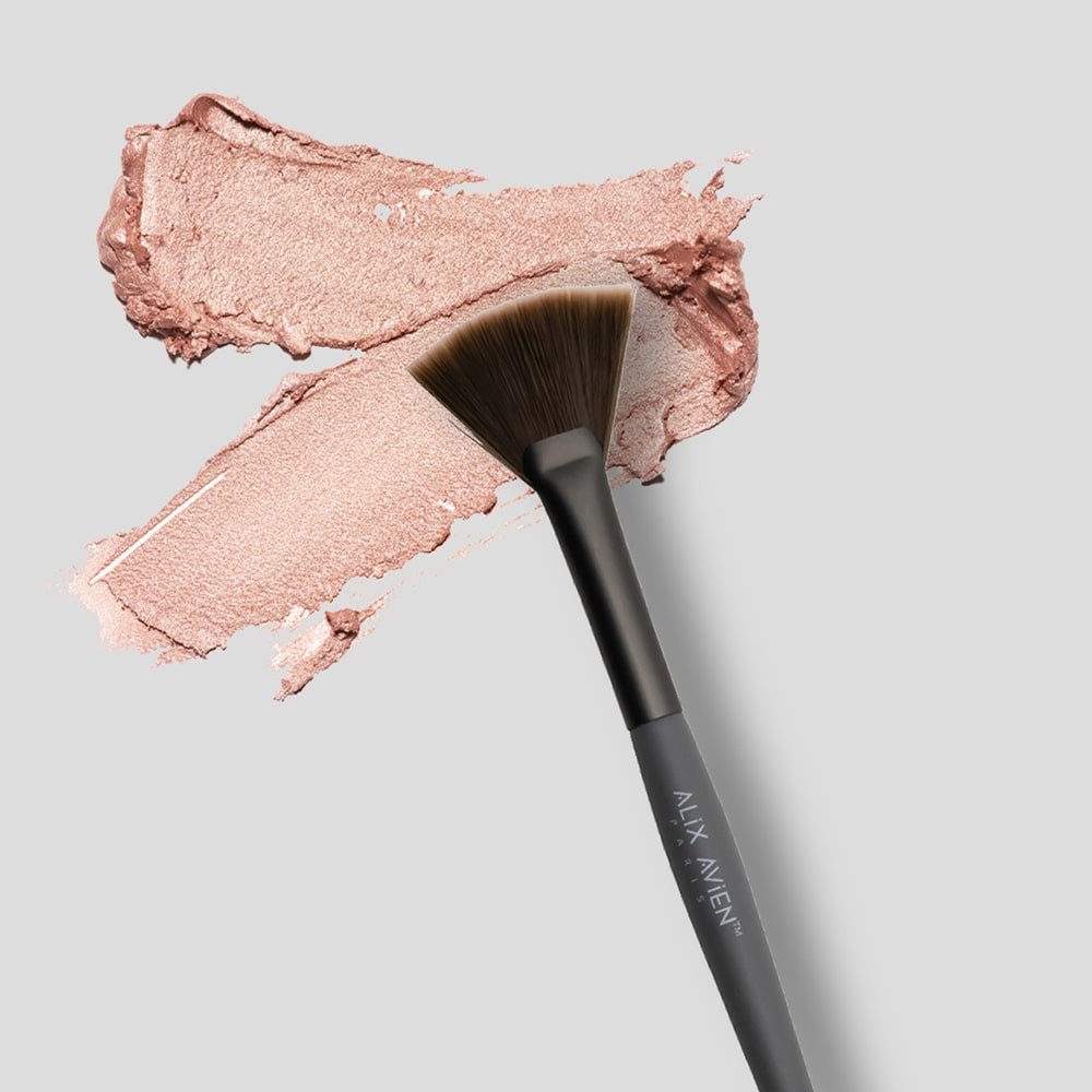 FAN BRUSH - Image 2
