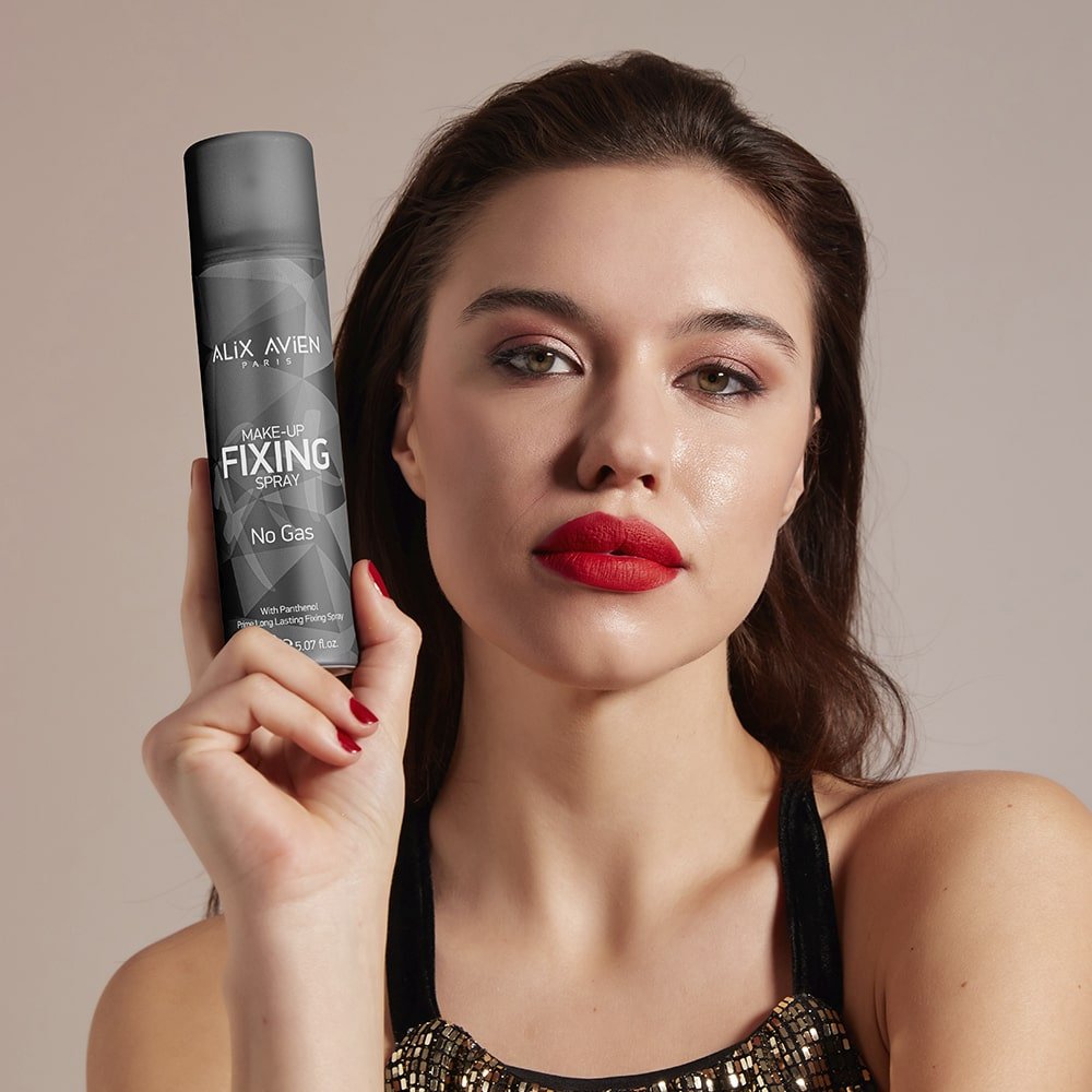 MAKE-UP FIXING SPRAY 150 ML - Image 3